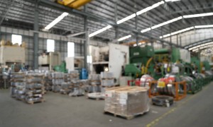 关税持续阻碍复苏，美欧制造业仍举步维艰