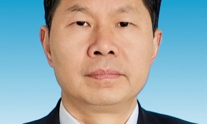 胡跃龙(中专学历),拟破格提拔