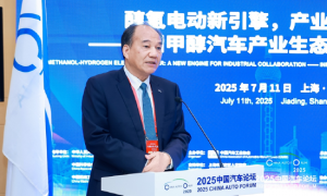 叶盛基:《2025年中国商用汽车产业发展报告》正式发布