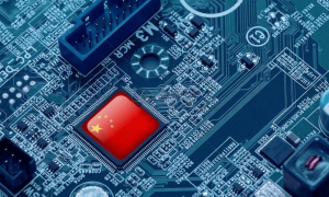 黄仁勋不“装”了?冷脸称对中国很失望,外媒:特朗普毁掉美优势